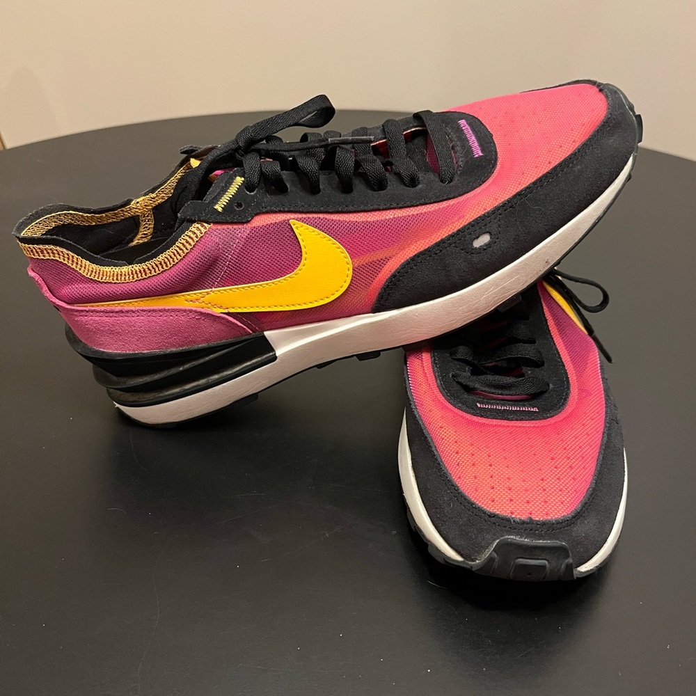 Nike Waffle One Sneakers in Active Fuchsia